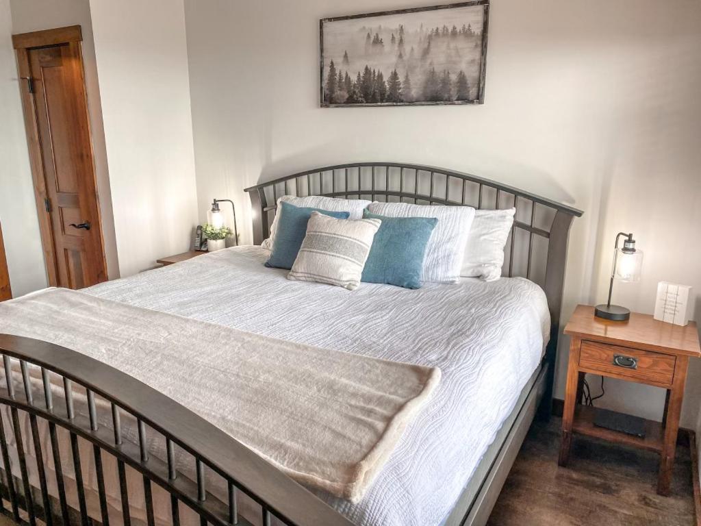 Remodeled Ski In-Out - 305 Soaring Eagle - Luxury! Dunmore Ngoại thất bức ảnh