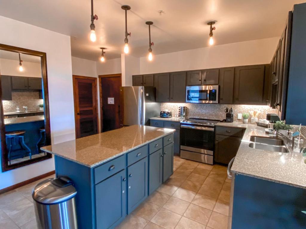 Remodeled Ski In-Out - 305 Soaring Eagle - Luxury! Dunmore Ngoại thất bức ảnh