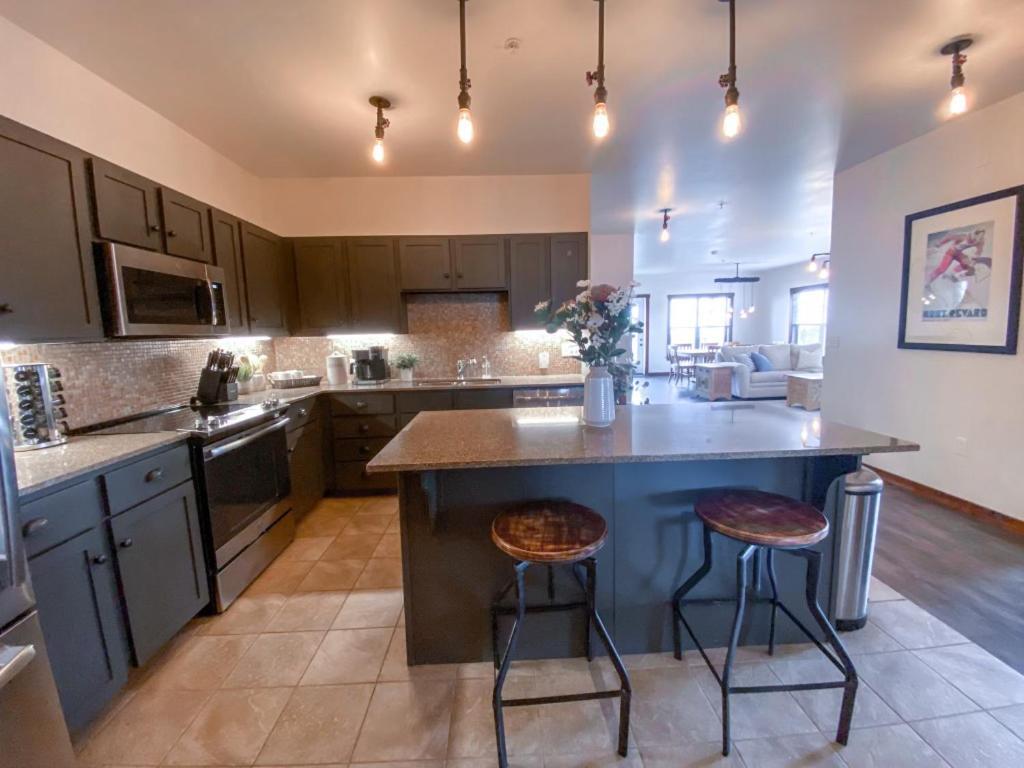 Remodeled Ski In-Out - 305 Soaring Eagle - Luxury! Dunmore Ngoại thất bức ảnh